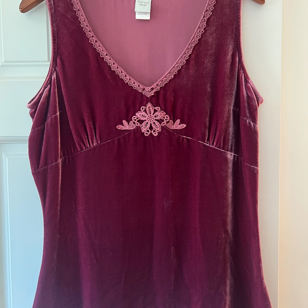 Garnet Hill Velvet Sleeveless Blouse with Lace Detail